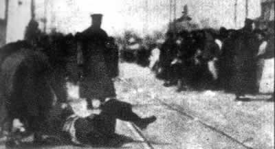 北京发生“三一八”惨案(转自：历史上的今天。中国)